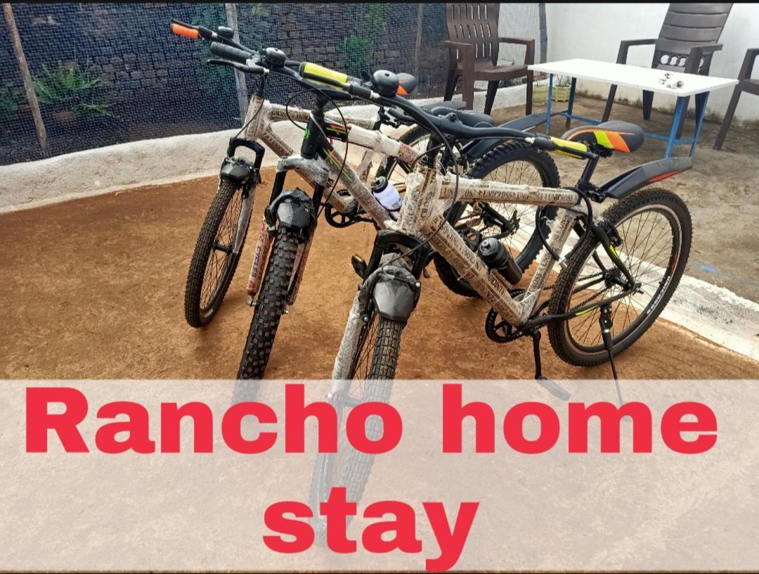 Апартаменты Khajuraho Rancho Экстерьер фото